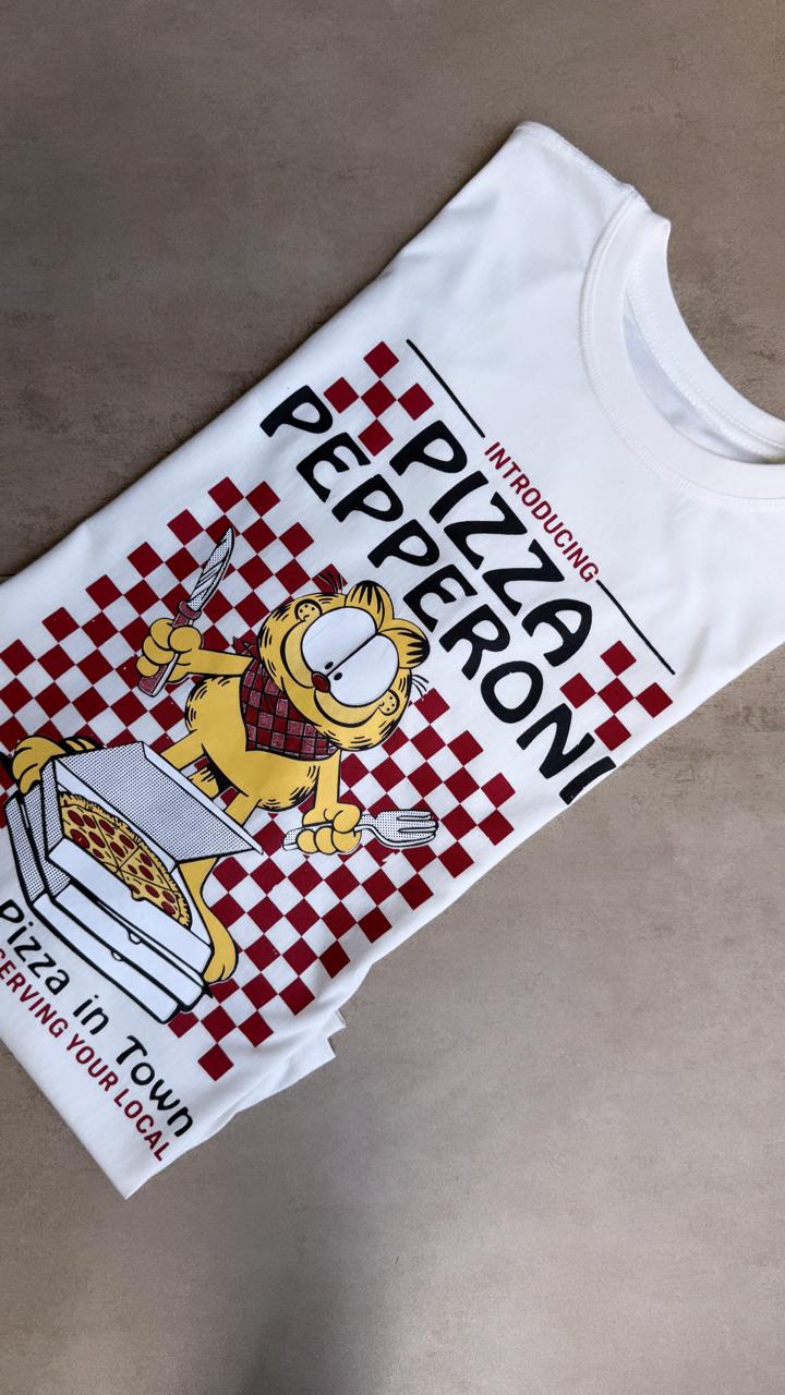 T-shirt Over Garfield