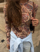 Blusa Tule Paisley Fundo Off